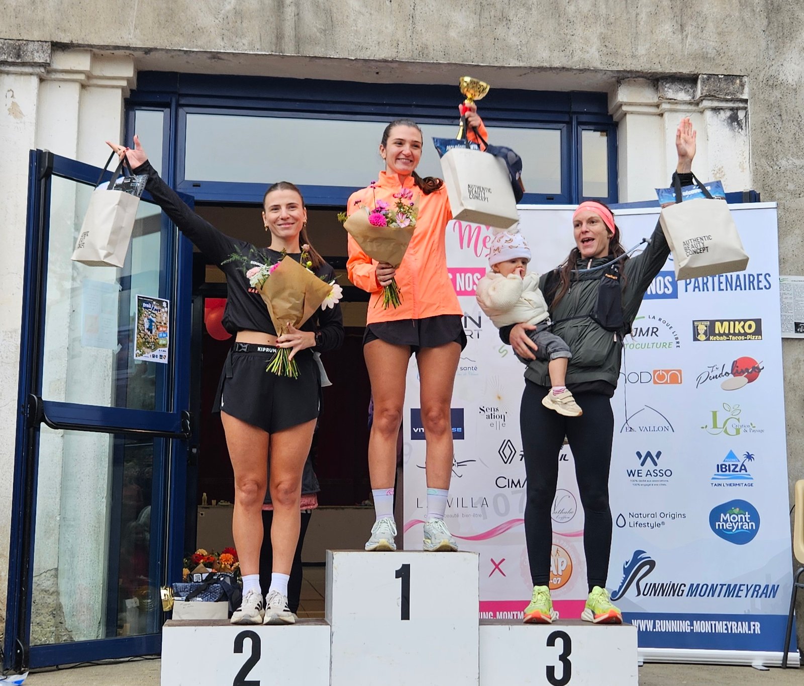 Photo de Octobre Rose Montmeyran par Laurence